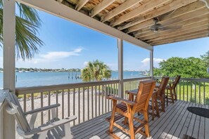 Property grounds - The Seaglass Retreat | Pool, Pier & Beach Access (Pensacola)