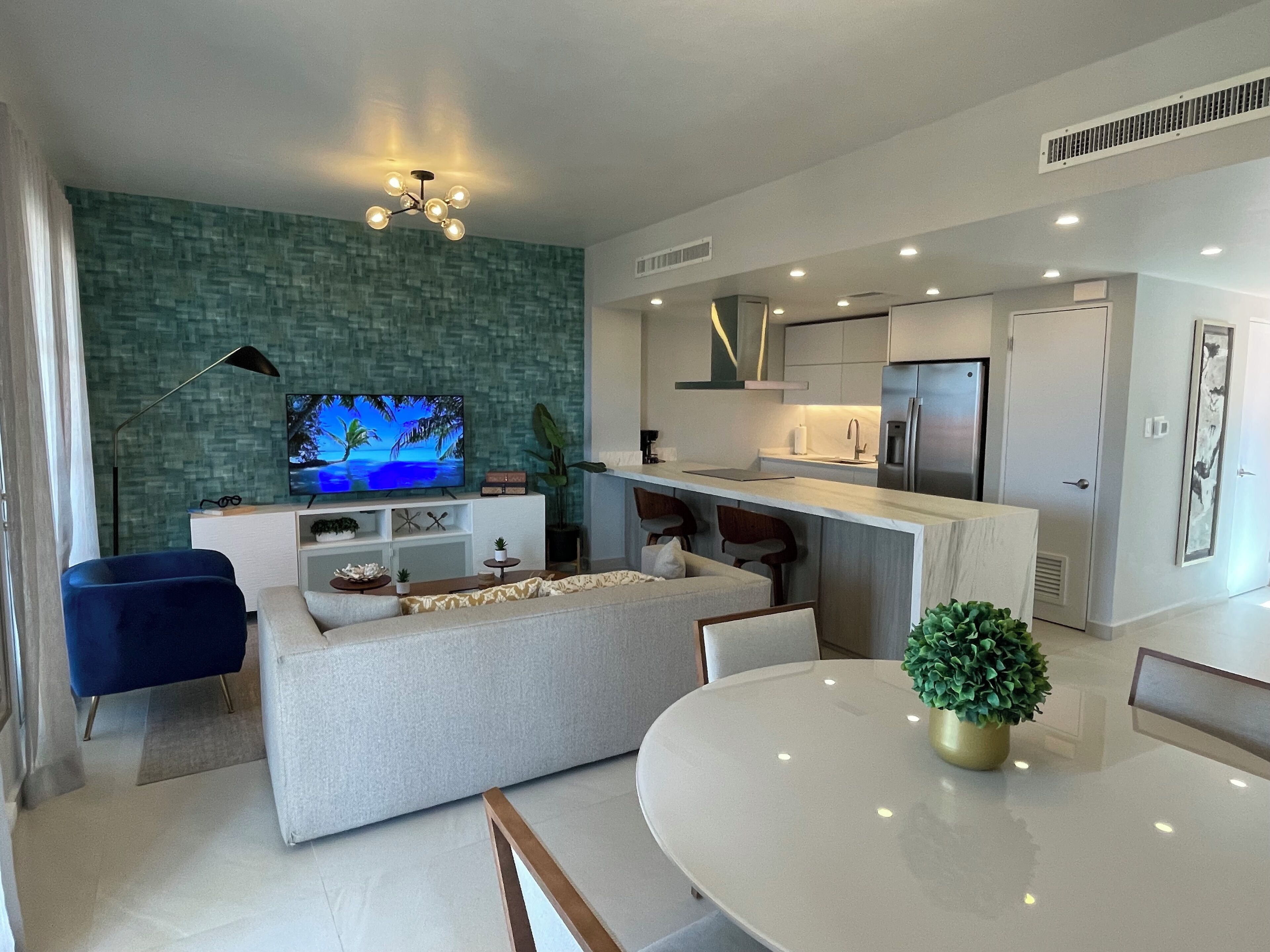 ทีวีจอแบน