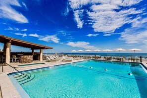 Piscine extérieure, piscine chauffée