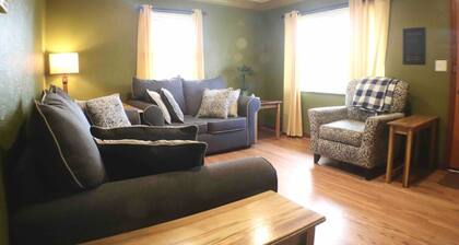 Charming 3 bedroom house in Toledo close to downtown and highway