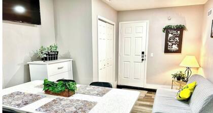 Lovely Studio Near Theme Parks