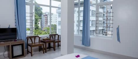 Classic Double Room, City View | Desk, laptop workspace, blackout curtains, soundproofing