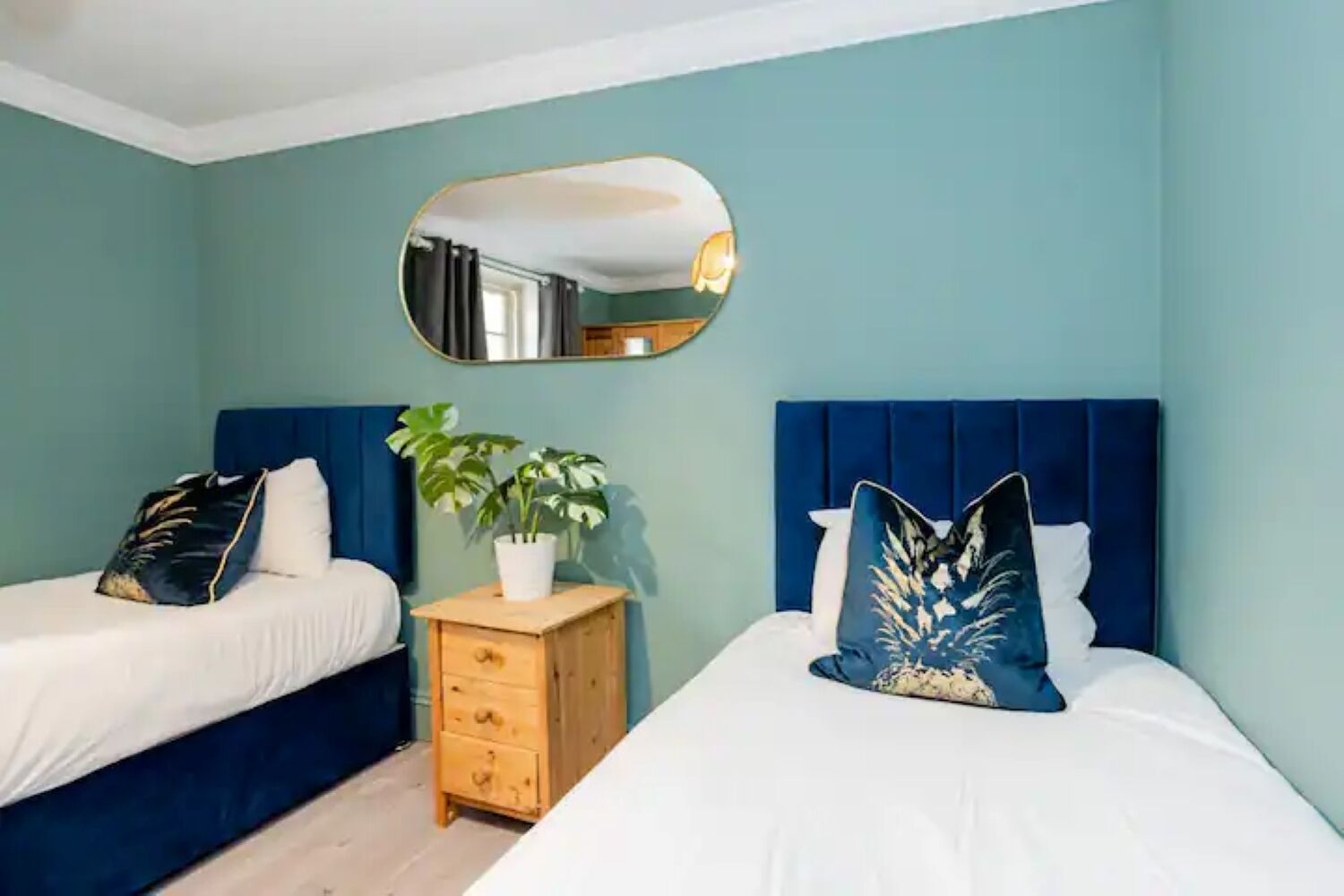 2 sovrum, strykjärn/strykbräda, gratis wi-fi och sängkläder