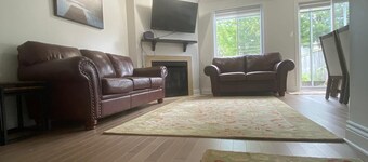 Exceptional 3 bedroom Townhouse