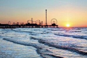 Beach - Pat's Beach Shack Seawall Pool Gulf View (Galveston)