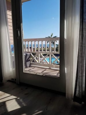 Interior - ❤ Island Hideaway 2 HOT TUBS FREE CRUISE PARKING (Galveston)