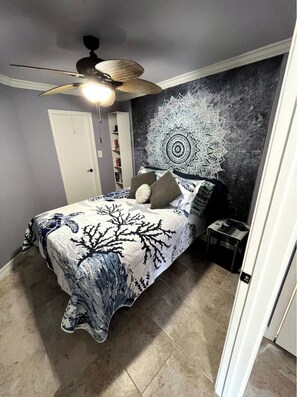 1 chambre, fer et planche Ă repasser, Wi-Fi, draps fournis