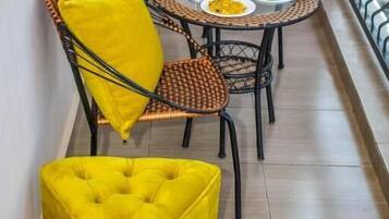 Apartemen Comfort, balkon, pemandangan kota | Pemandangan balkon