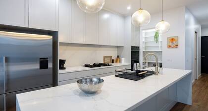 Modern Home - gr8 4 groups