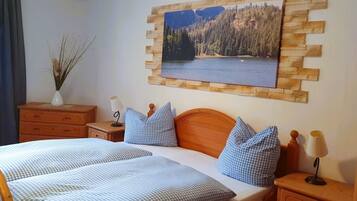 Doppelzimmer, Nichtraucher | Allergikerbettwaren, individuell dekoriert, individuell eingerichtet