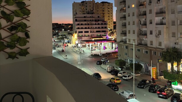 المنطقة المحيطة بالمنشأة