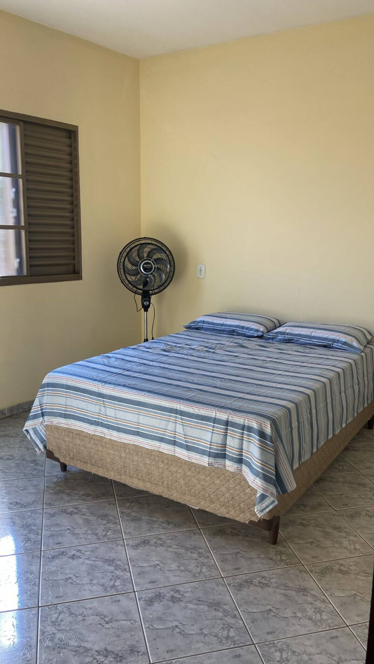 2 habitaciones, wifi y ropa de cama 