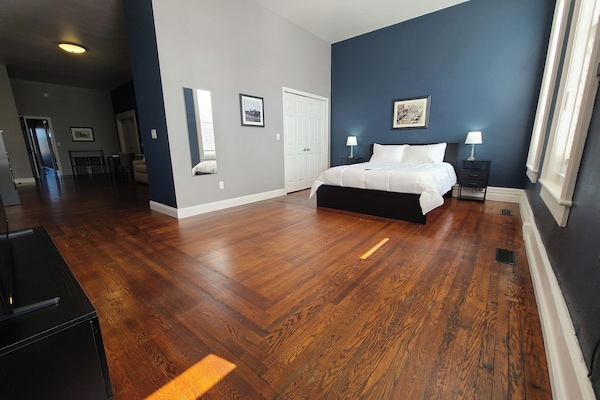 2 chambres, fer et planche Ă repasser, Wi-Fi, draps fournis