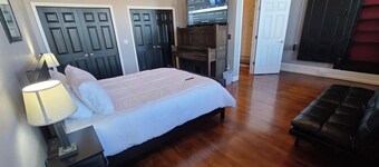 The Loft on Winter - Downtown Adrian