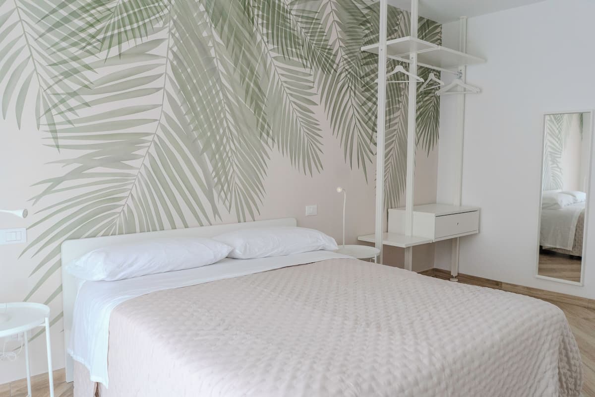 Departamento Confort, 2 habitaciones, balcón, vista a la montaña | 2 habitaciones, decoración personalizada y muebles diferentes