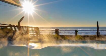 Serenity by the Sea: Coastal Escape1 bed 1 bath