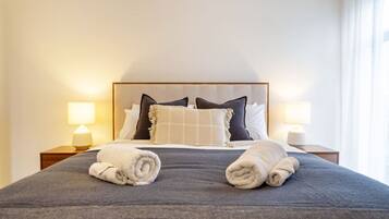 3 habitaciones, tabla de planchar con plancha y wifi gratis