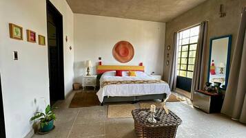 Habitación doble estándar, vista al patio | Wifi gratis