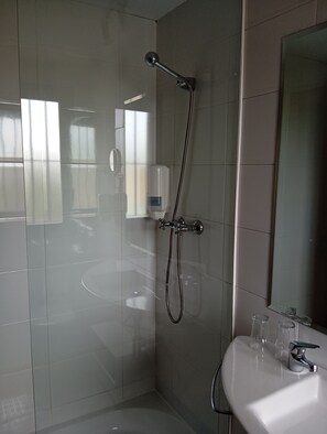 Bathroom - Alcanacia (Zujar)