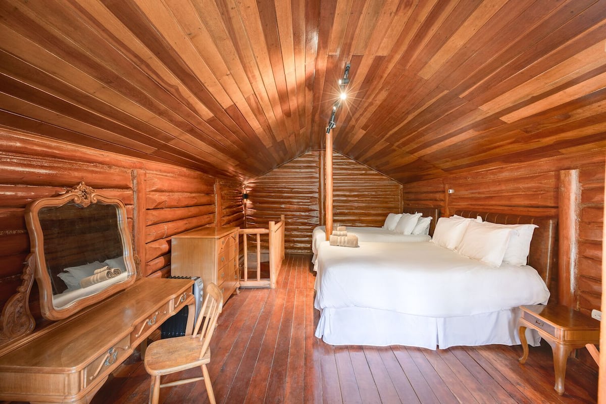Deluxe Chalet, Garden View | 1 bedroom, premium bedding, minibar, iron/ironing board