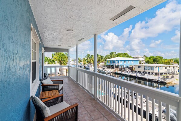 Terrace/patio - Spacious 4-bedroom house with AC, WiFi in wonderful Key Largo (Key Largo)