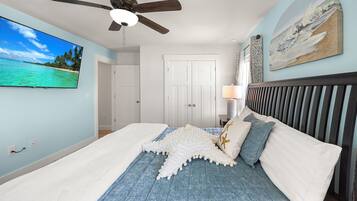 4 bedrooms, iron/ironing board, travel crib, free WiFi