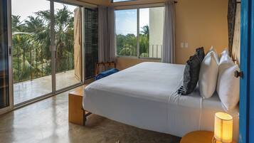 Design Suite | 1 bedroom, premium bedding, in-room safe, individually decorated