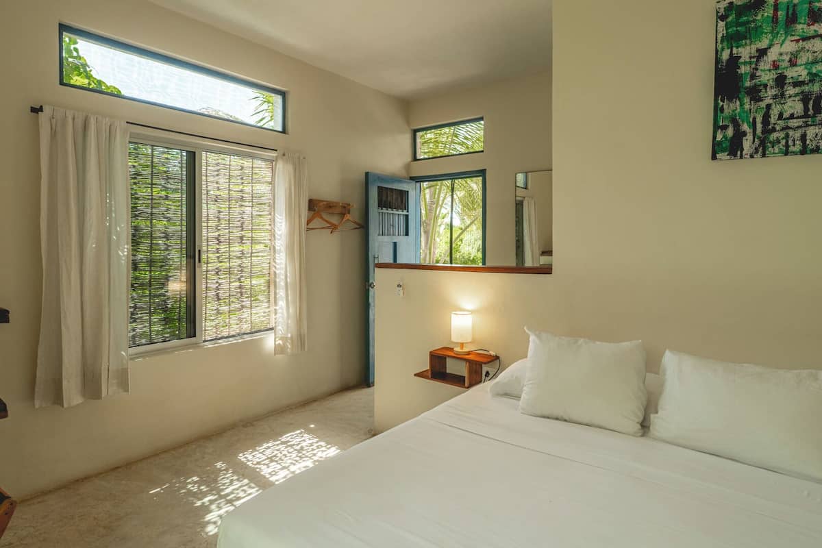 Premium bedding, in-room safe, free WiFi, individually decorated