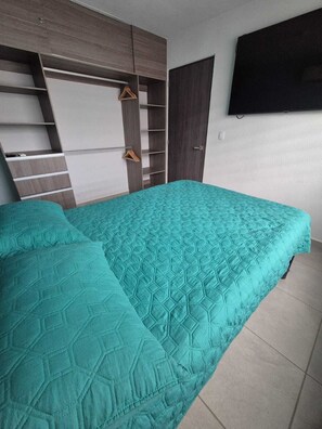 3 Schlafzimmer, Bügeleisen/Bügelbrett, kostenloses WLAN, Bettwäsche