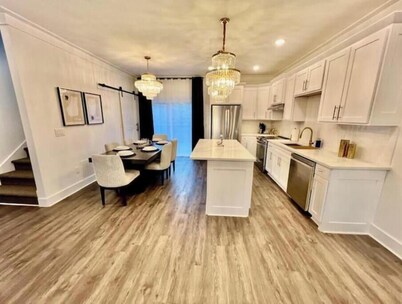 Glamorous House