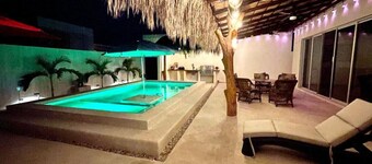 4 Bedroom Downtown Los Barriles Casa Pina