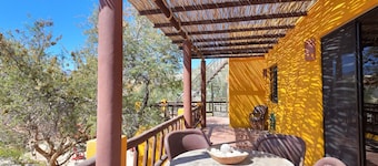 5 Minutes to Downtown Los Barriles, Walk to Beach