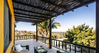 5 Minutes to Downtown Los Barriles, Walk to Beach