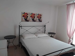 3 chambres, fer et planche à repasser, Wi-Fi