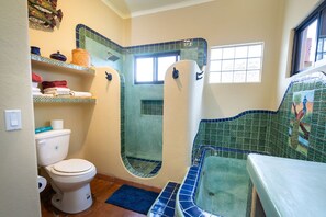 Hair dryer, towels - Pool house in the heart of Downtown Los Barriles (Los Barriles)