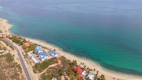 Casita Tortuga Ocean View & Pool near Los Barriles
