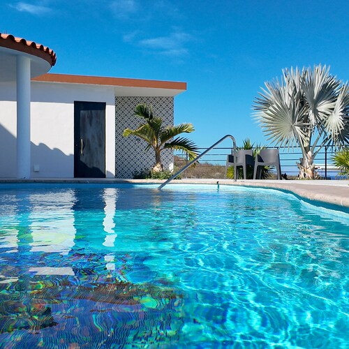 Casa Linda 3BR ocean views and Pool near Los Barriles