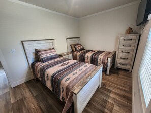 3 dormitorios, tabla de planchar con plancha, wifi y ropa de cama