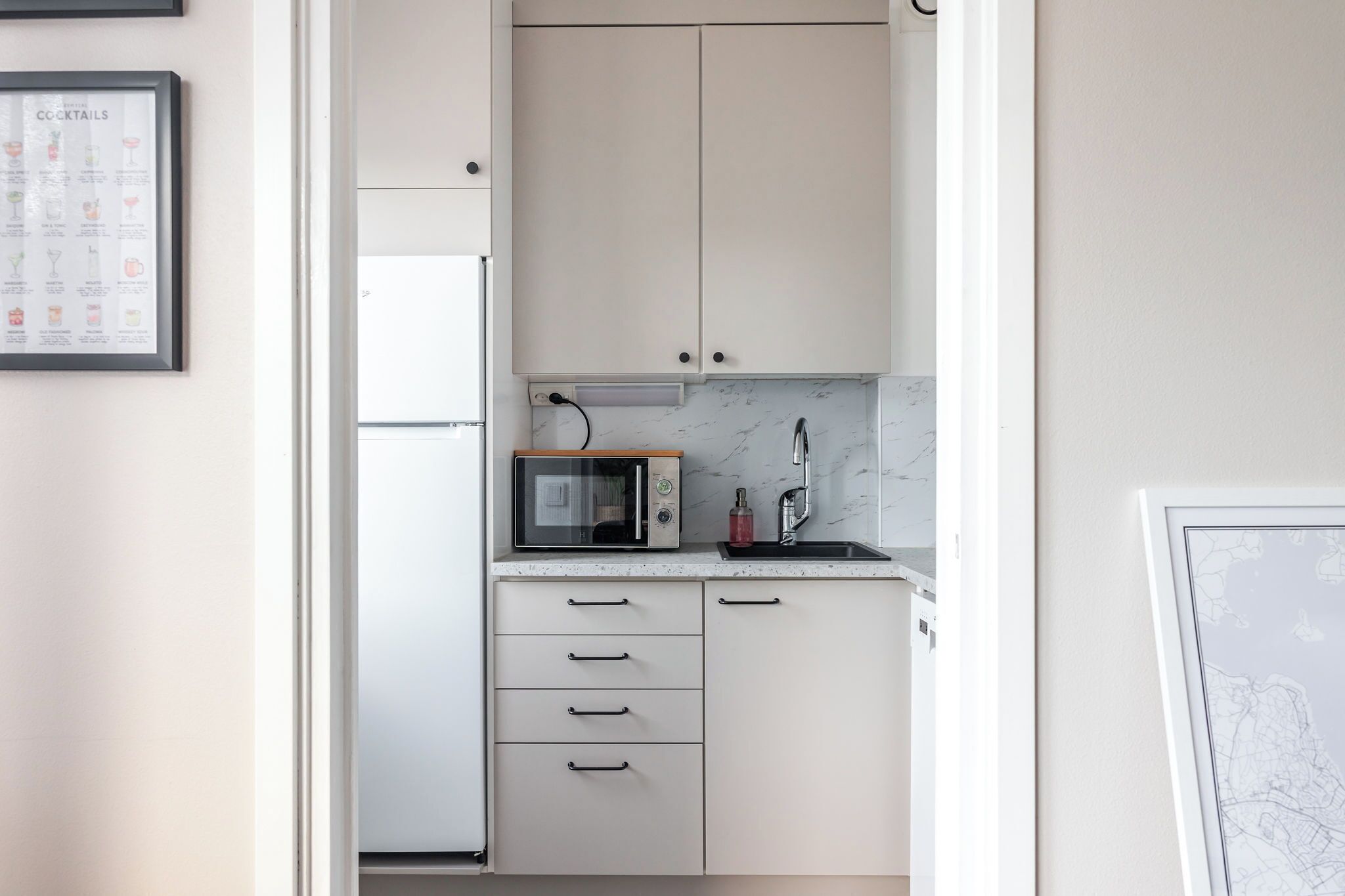 Superior Studio, City View | Private kitchen | Coffee/tea maker, electric kettle, toaster, highchair