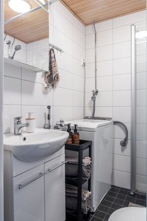 Studio supérieur, vue sur la ville | Salle de bain | Bidet, serviettes fournies