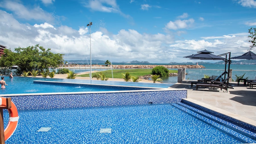 Eurobuilding Hotel & Suites Lecheria