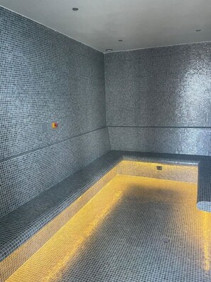 Spa - El Armani Departamento en Bella Vista  (Panamá)