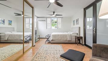 4 bedrooms, desk, free WiFi, bed sheets