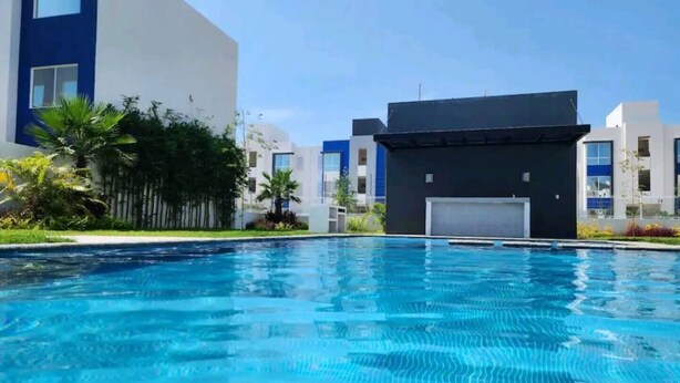 Pool - Acogedor departamento. (La Misión)
