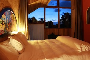Deluxe Double Room, Mountain View | Free WiFi - Alive Eco Hut (Camanducaia)