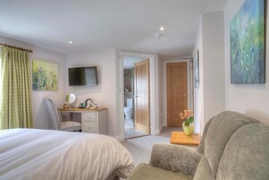 Room 2 - Pet Friendly | Bettwäsche aus ägyptischer Baumwolle, hochwertige Bettwaren