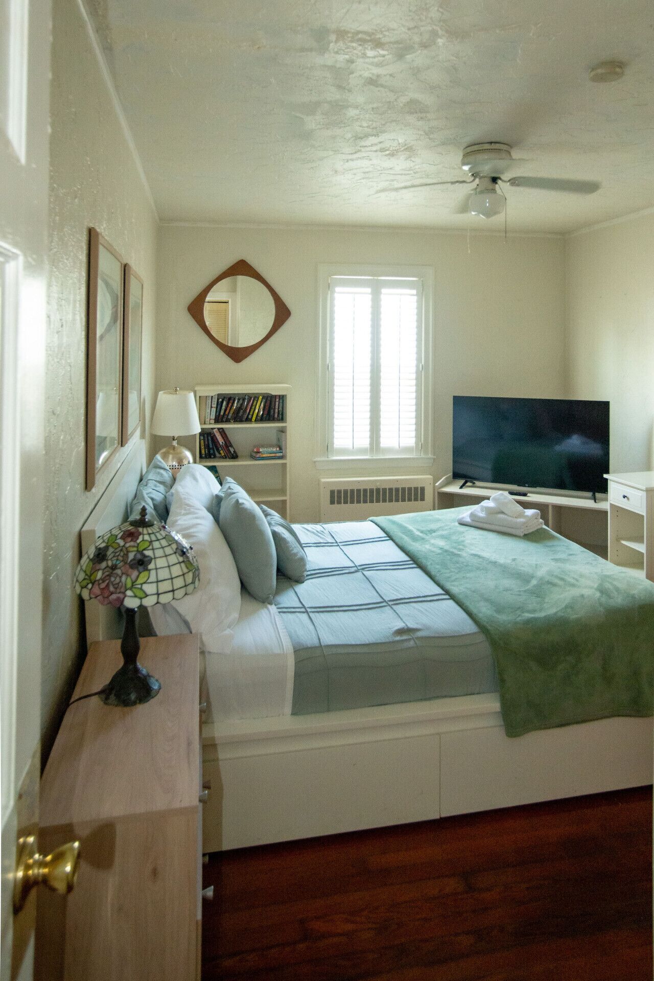 2 chambres, bureau, Wi-Fi, draps fournis