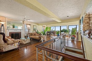 Botón de imagen sin clasificar, 3 de 45