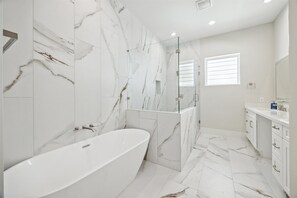 Shower, towels