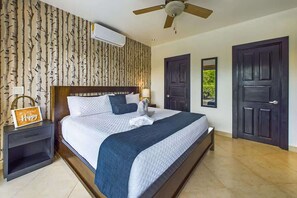 2 bedrooms, iron/ironing board, travel cot, free WiFi - Casa Tranquilo - Beautiful Home with Private Pool (Mar Vista)